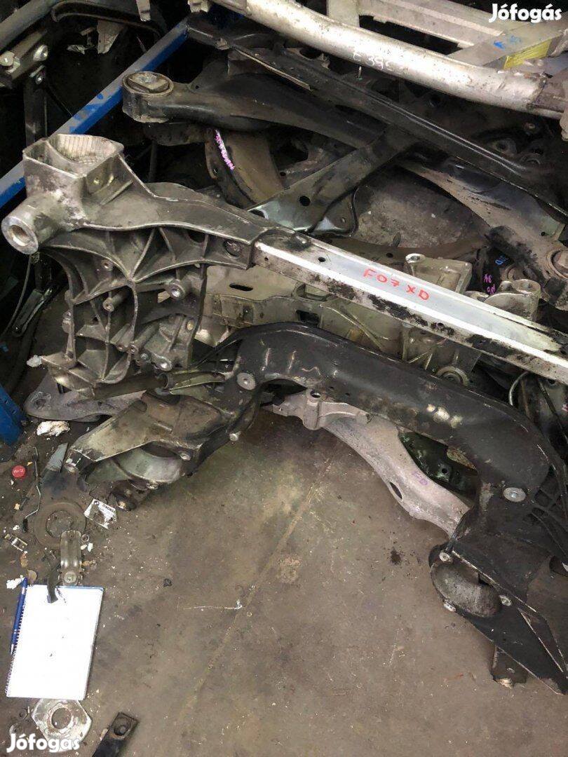 Bontott BMW XD bölcső első F07 F10 F11 F01 stb
