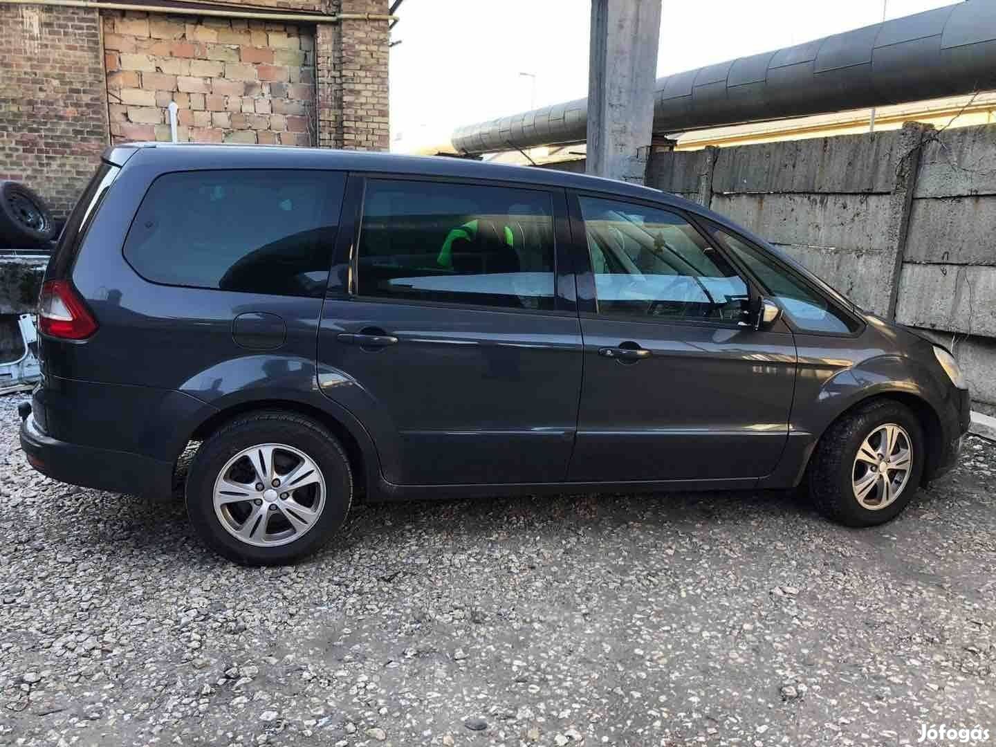 Bontott Ford Galaxy Mk3 Hátsó lámpa