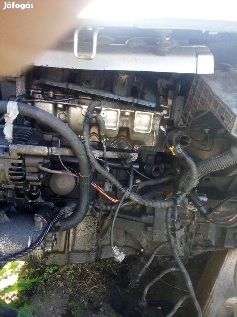 Bontott alkatrészek