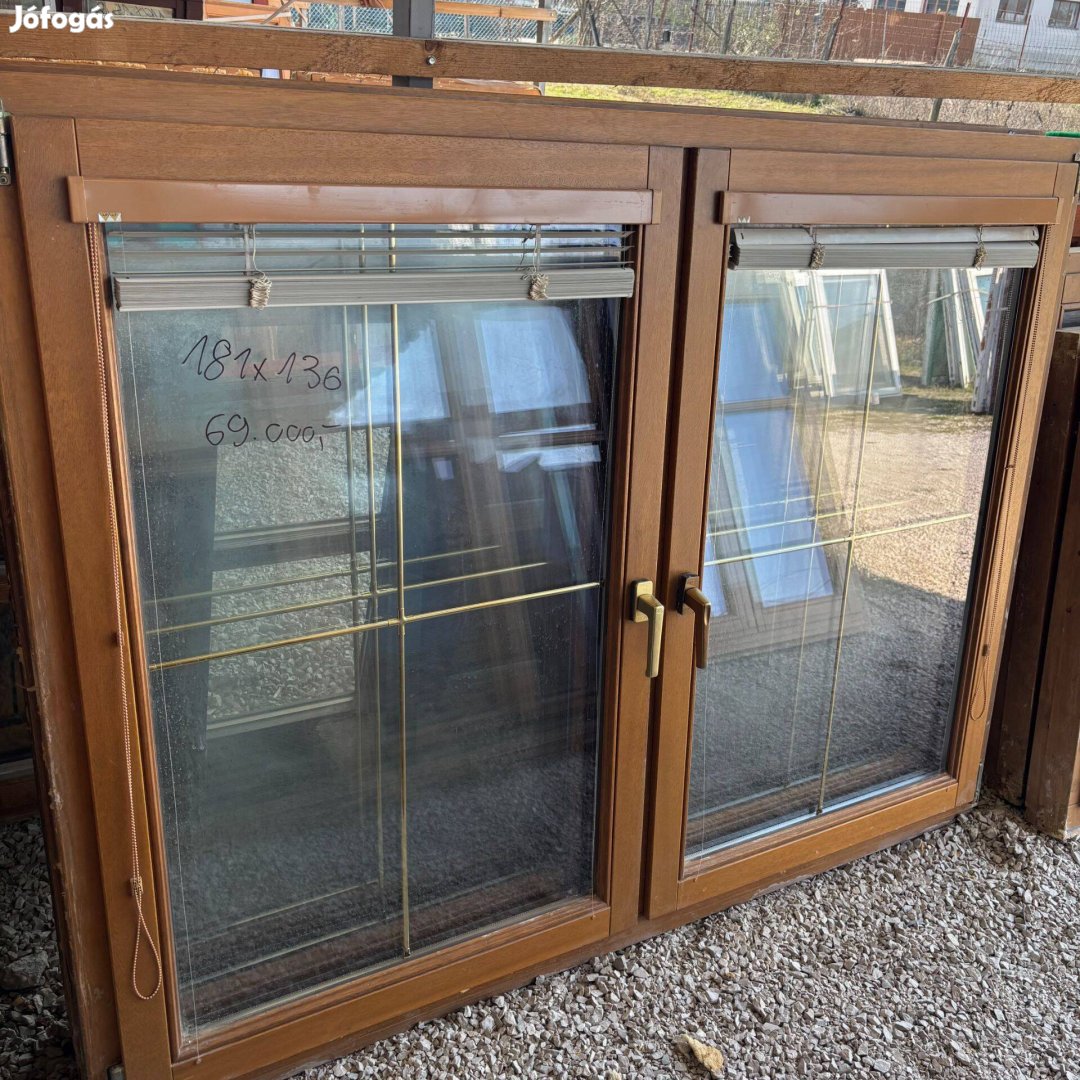 Bontott fa kétszárnyas ablak 181x136