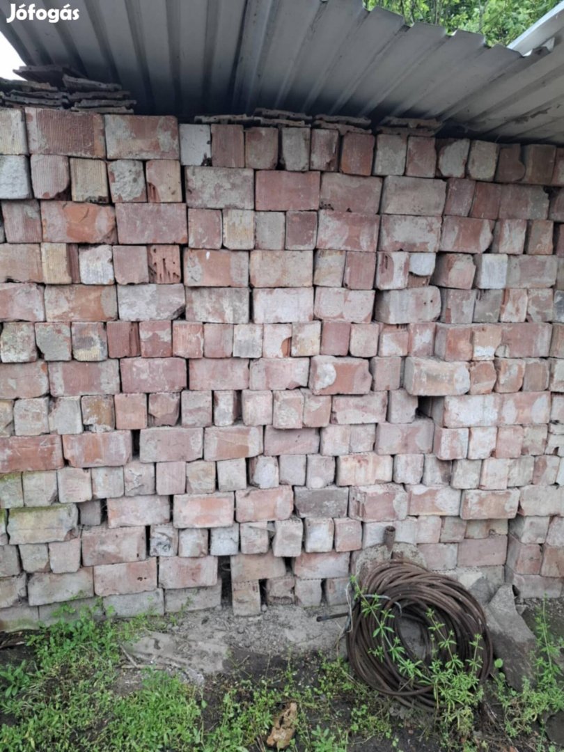 Bontott ikersejt tégla