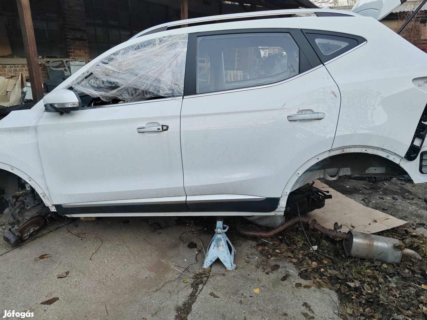 Bontott mg zs alkatrész