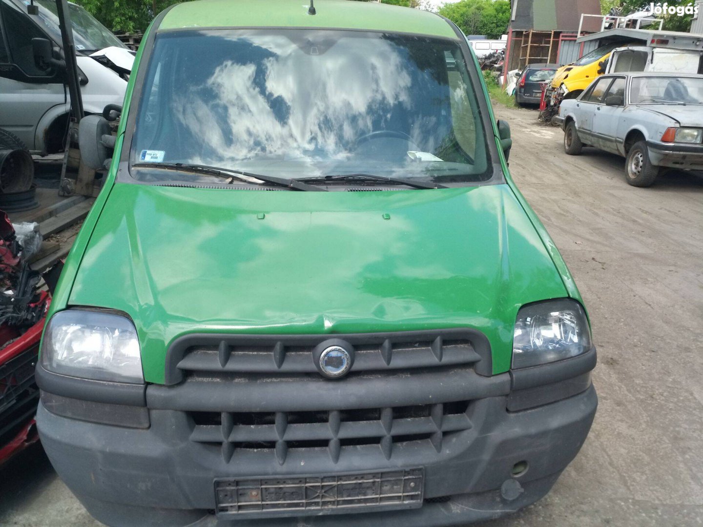 Bontott motor váltó futómű karosszéria