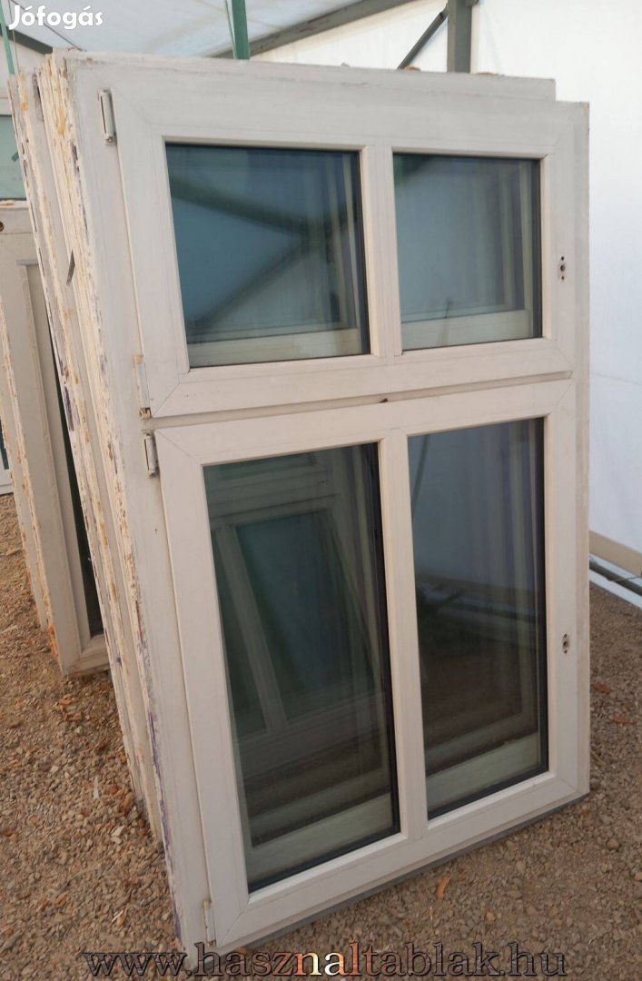 Bontott műanyag ablak 2 szárnyas kivitel