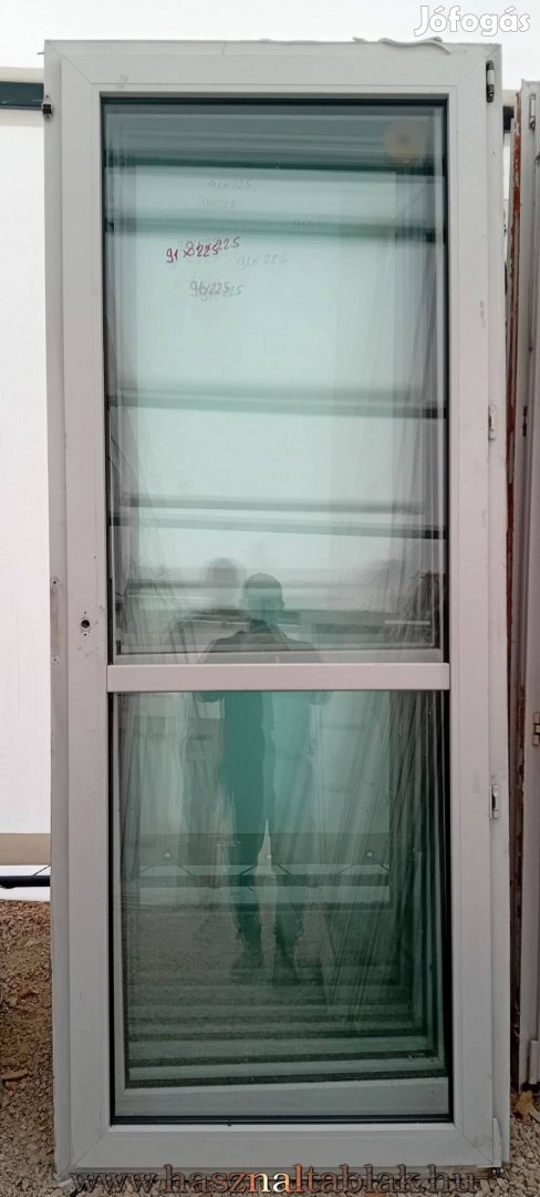 Bontott műanyag erkélyajtók 1 szárnyas kivitel