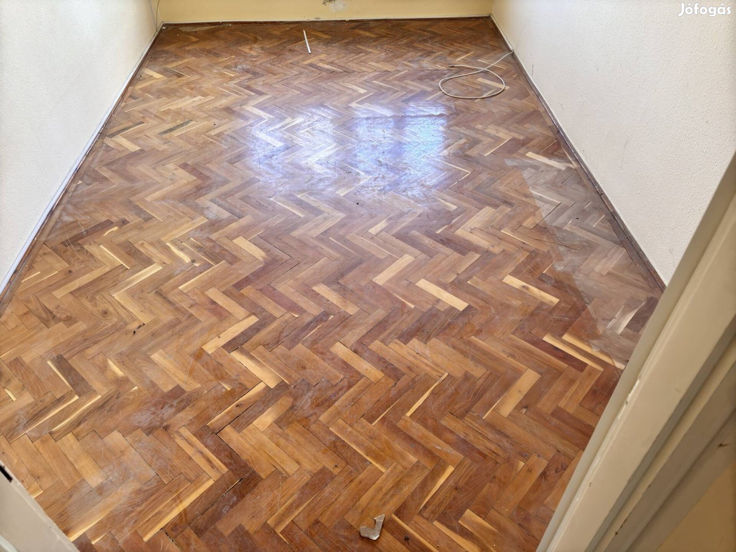 Bontott parketta 70m2