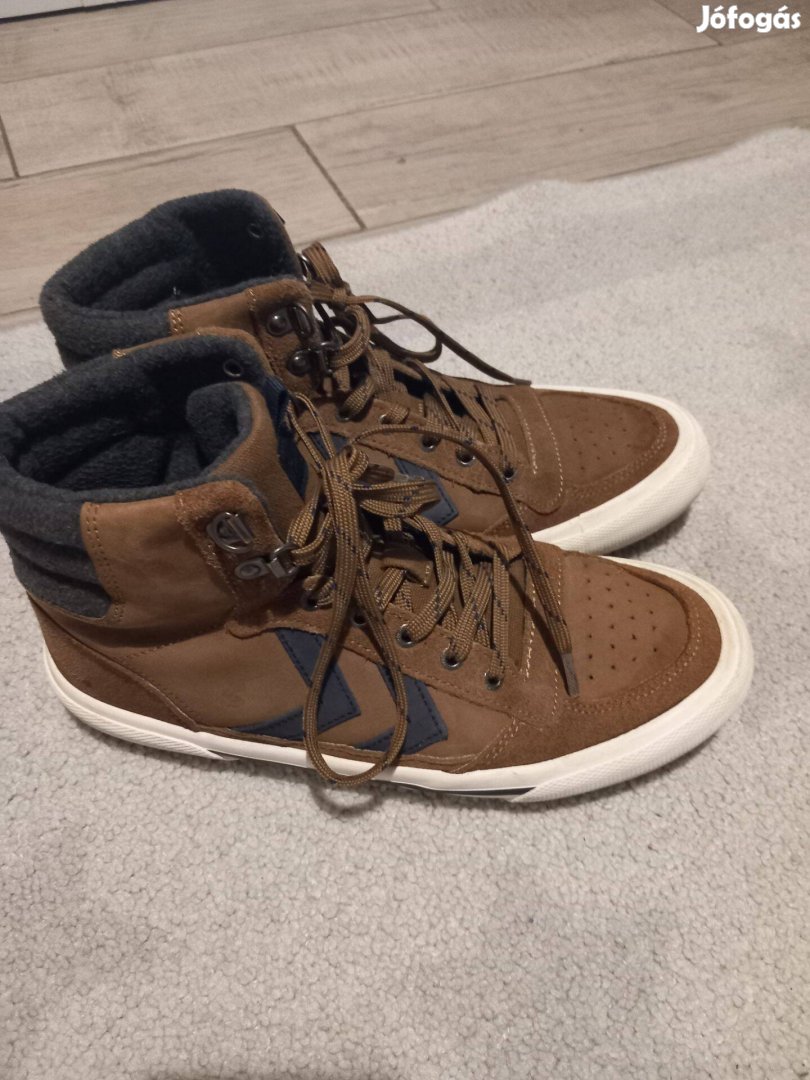 Bőr Hummel Sport cipő 40 méret