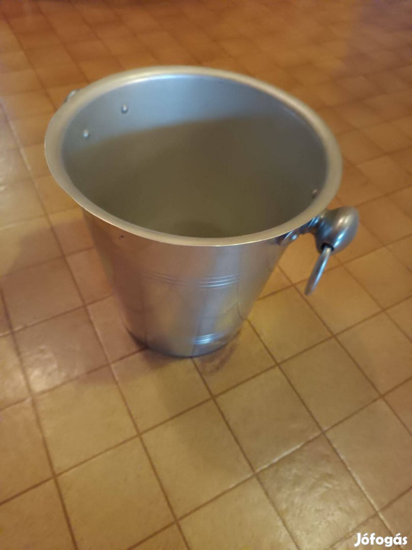 Bőr, pezsgő hűtő vödör