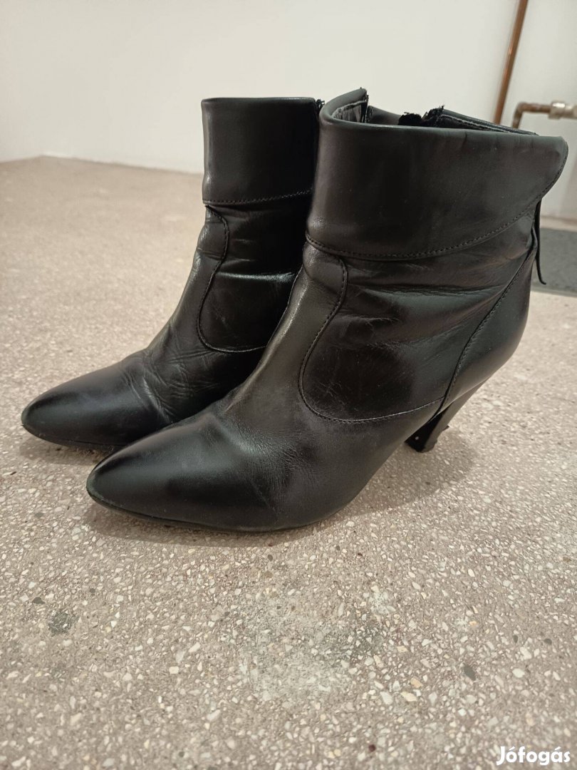 Bőr bokacsizma eladó