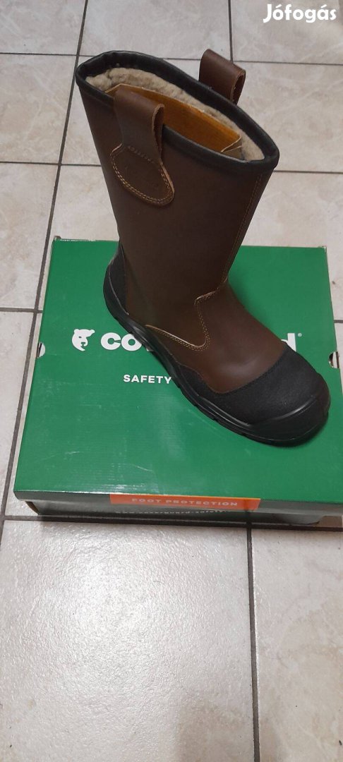 Bőr csizma acélbetétes