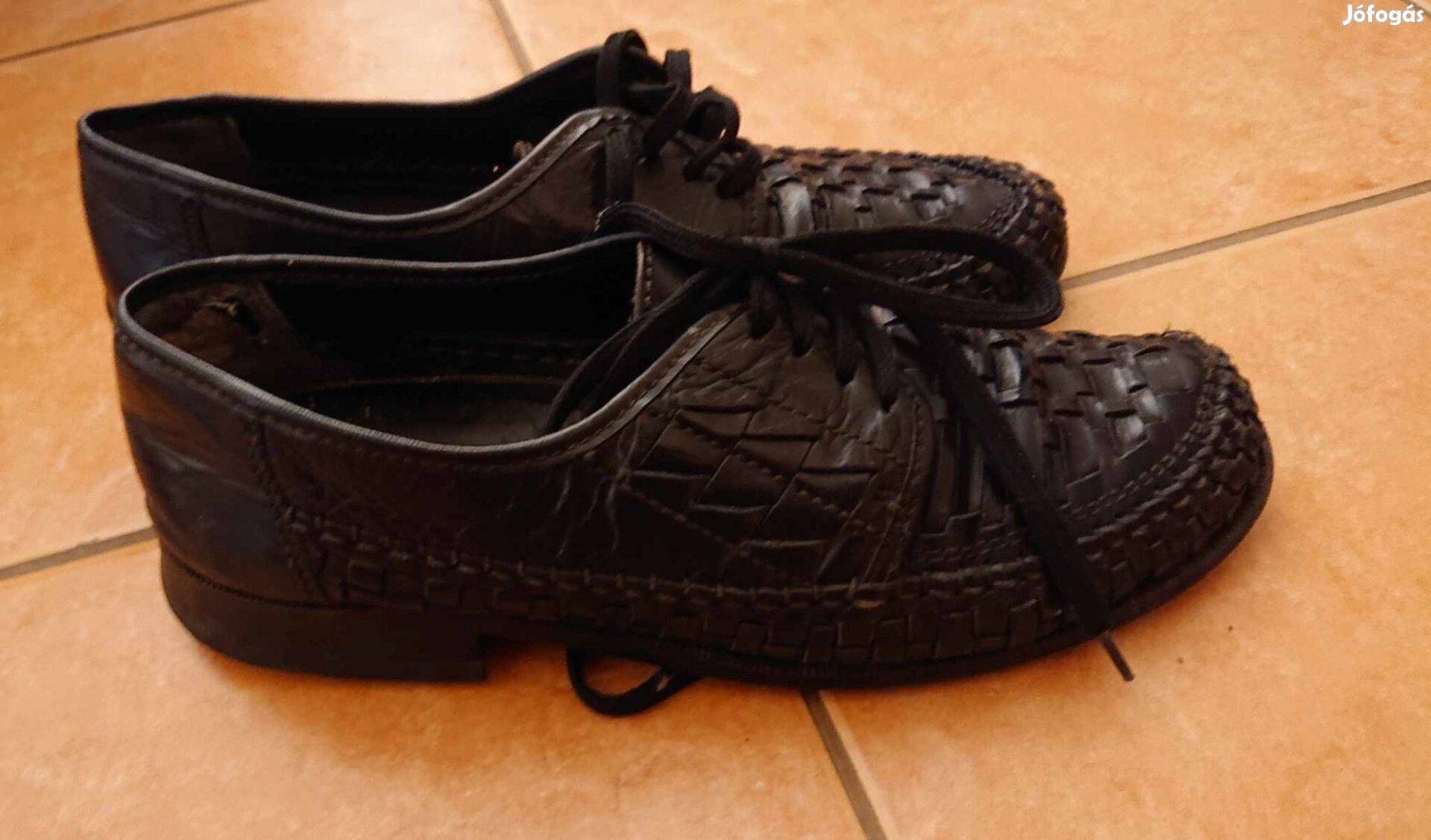 Bőr fekete cipő 38-as