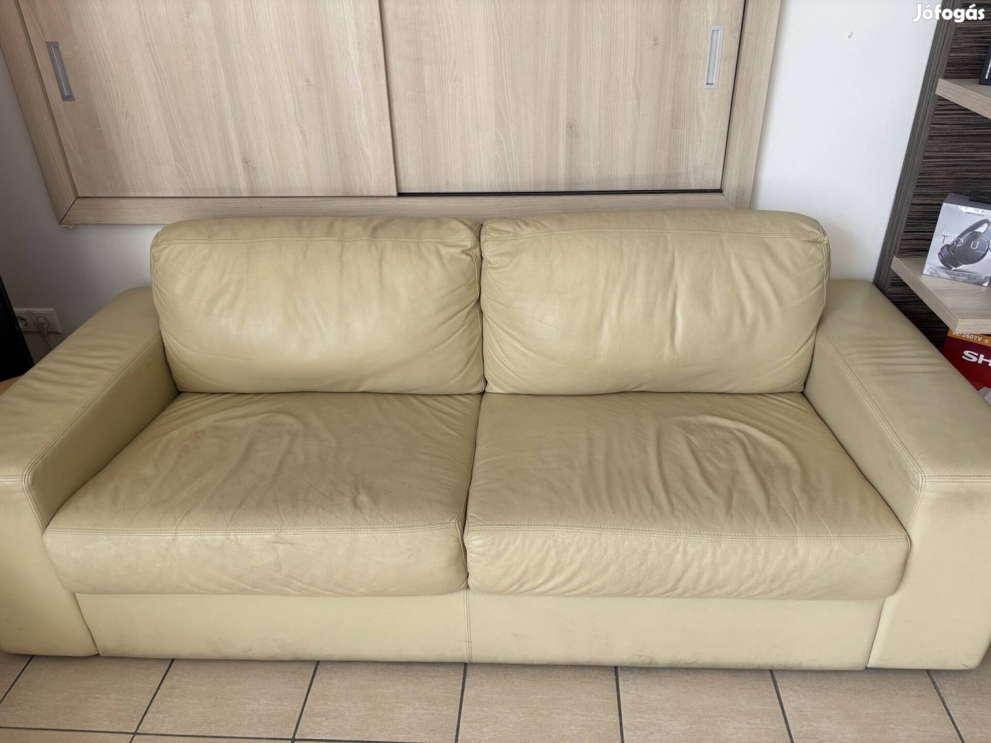 Bőr kanapé használt eladó 