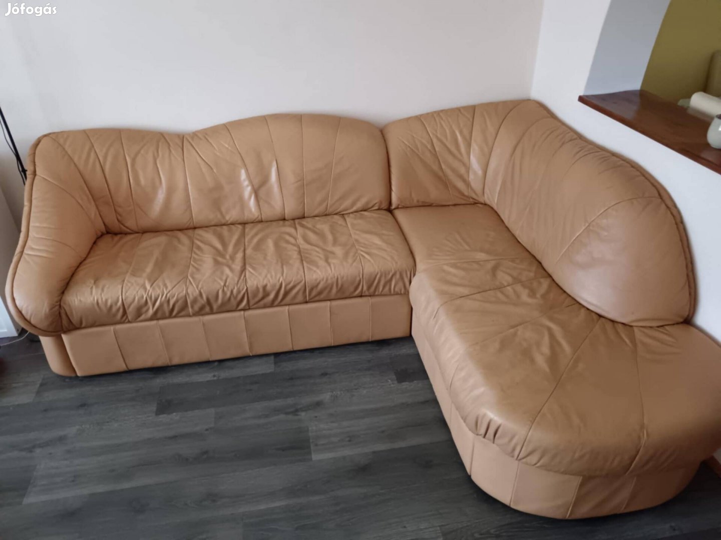 Bőr sarokgarnitúra
