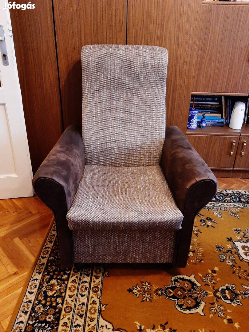Bőr/szövet barna fotel eladó