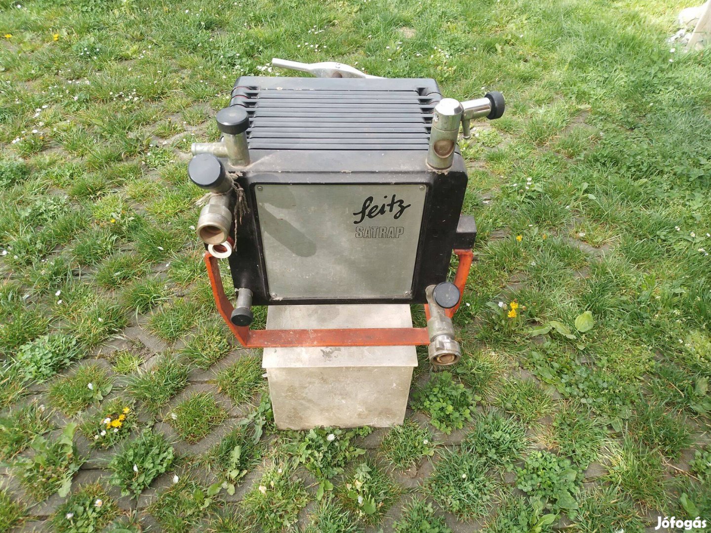 Borászati lapszűrő