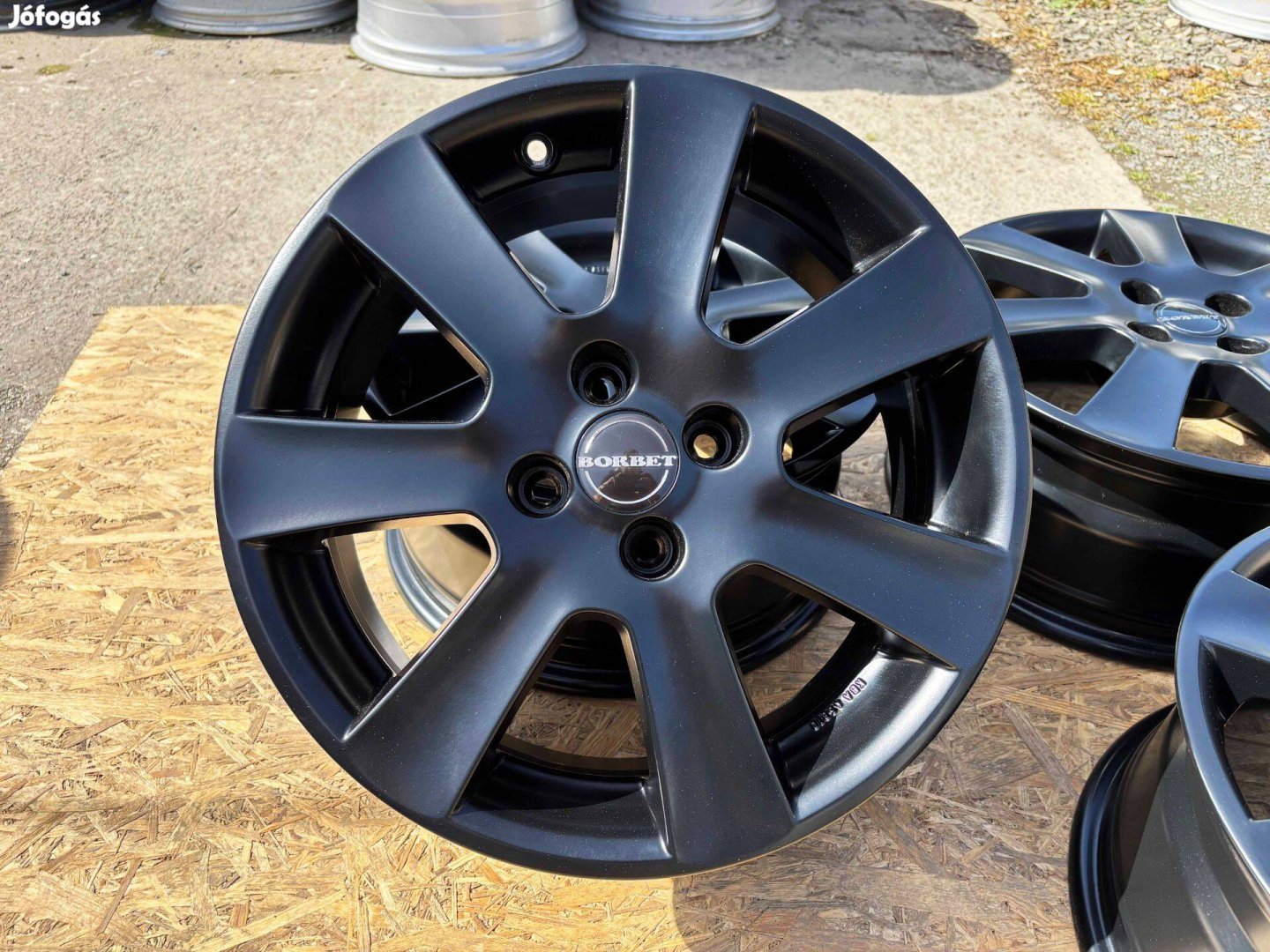 Borbet 16" 4x100 fekete alufelni eladó 16 coll