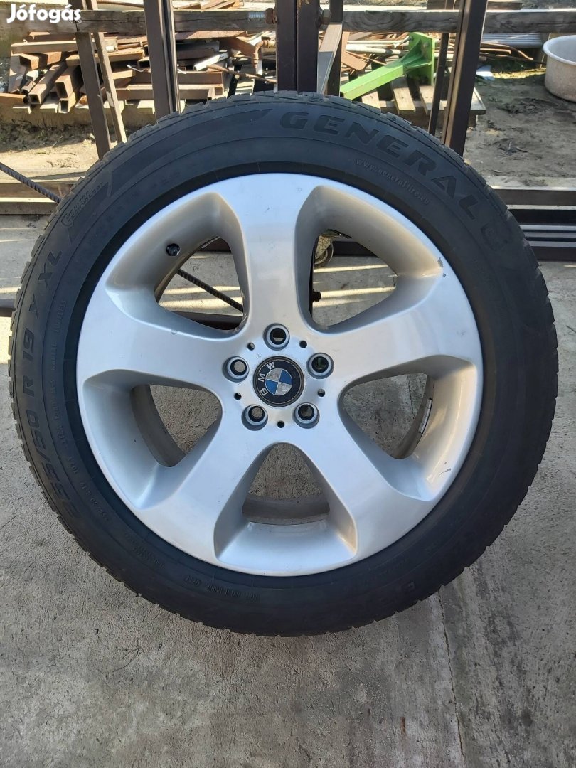 Borbet 19"-os felni gumival