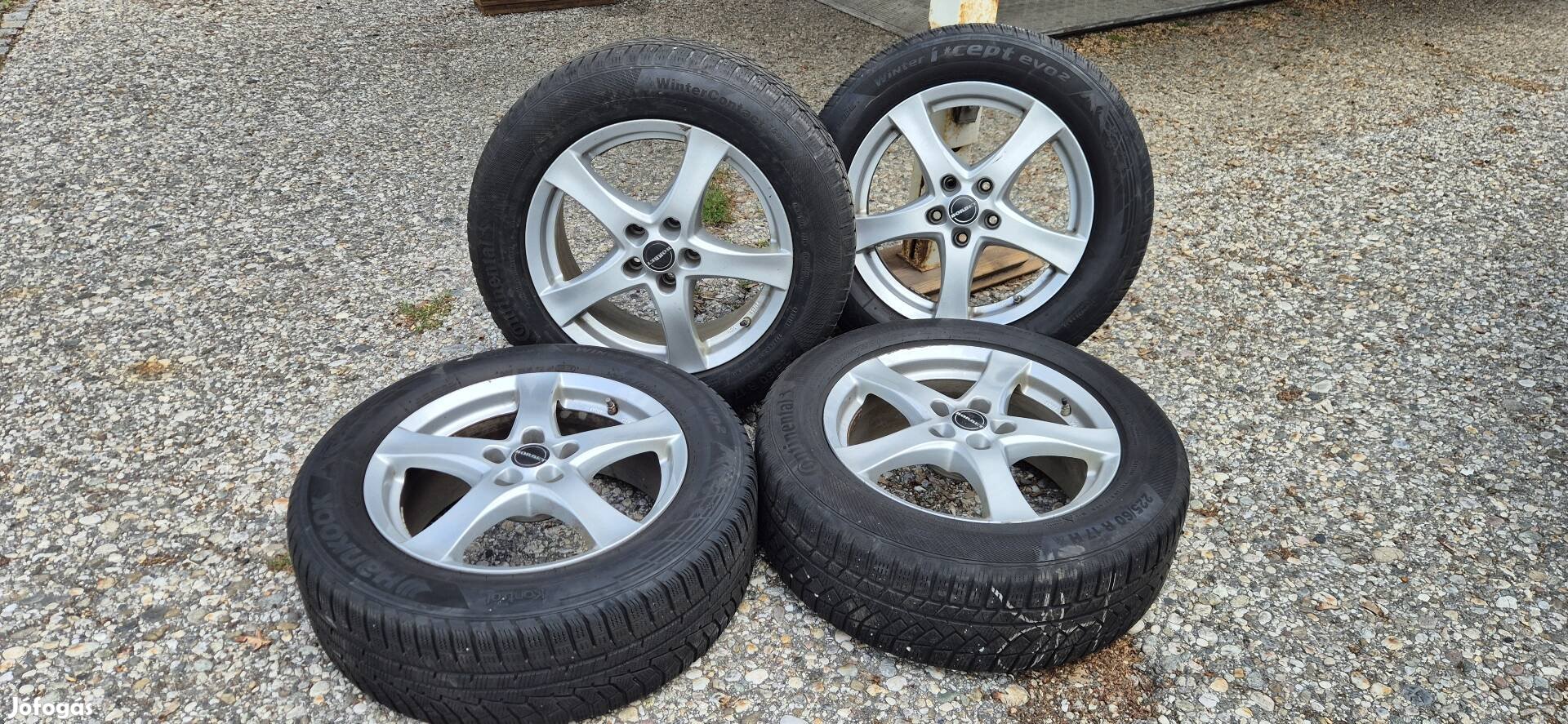 Borbet 5×114,3 alufelnik 225/60 R17 Continental Téligumikkal