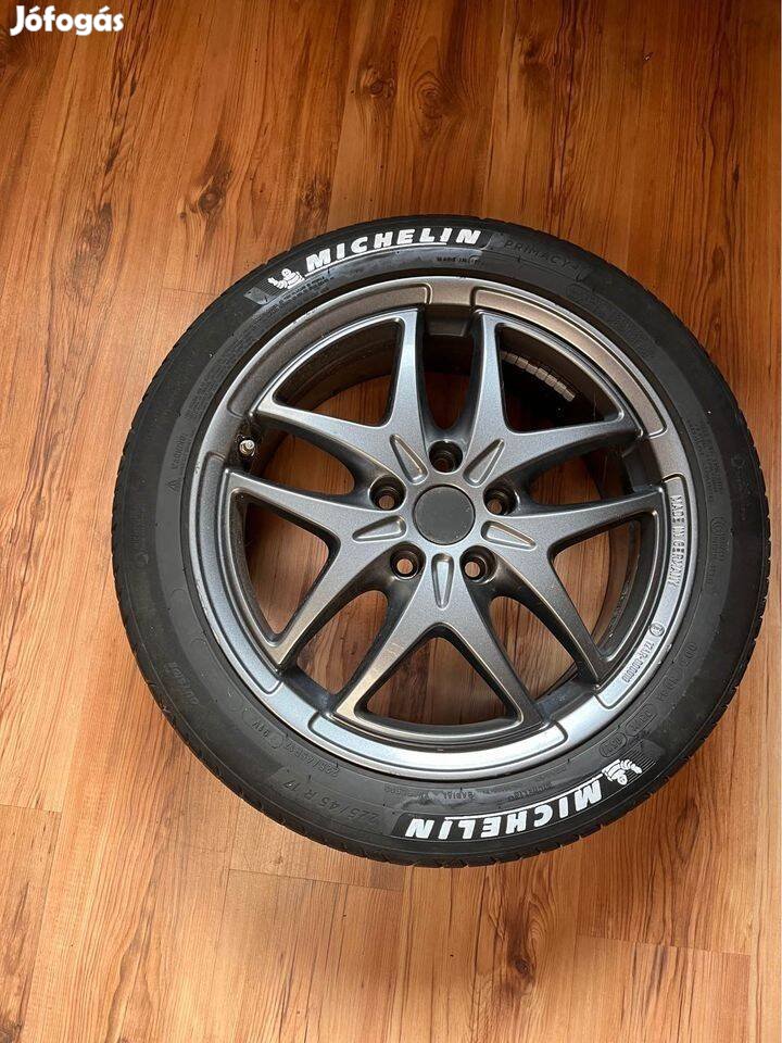 Borbet xr alufelni Michelin 225/45 17"