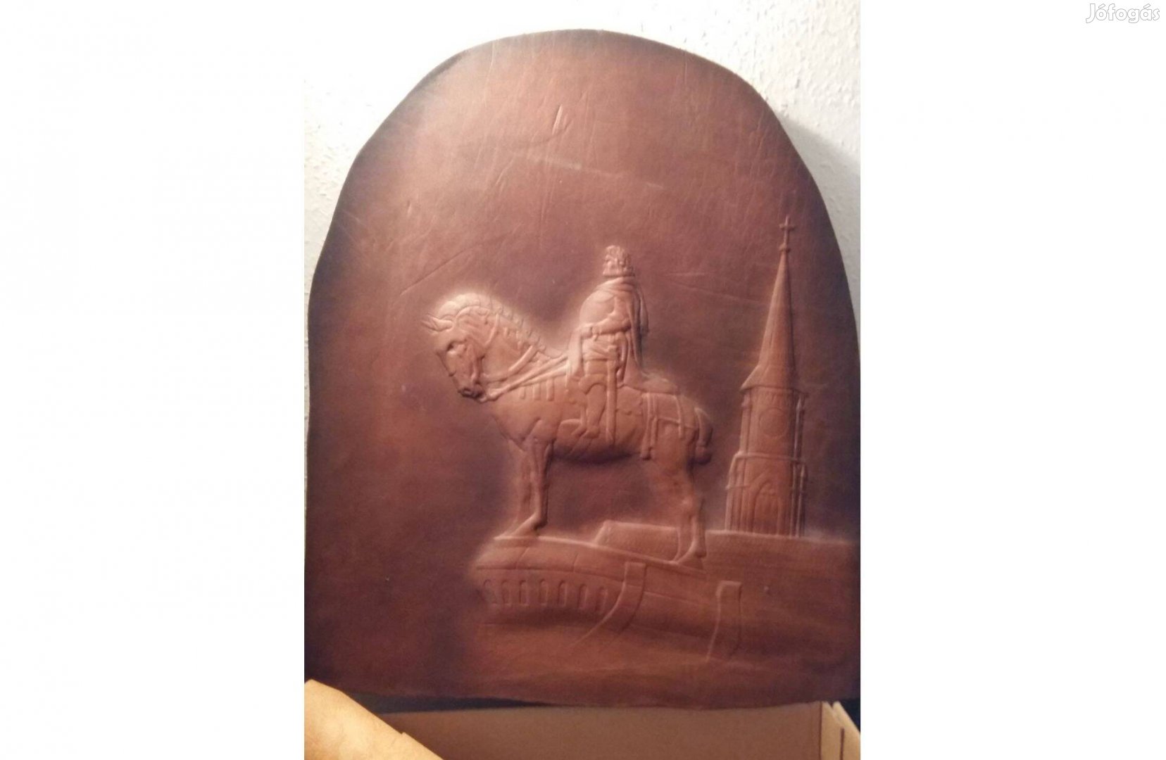 Bőrből készült falikép Mátyás király lovon Kolozsvári szobor után