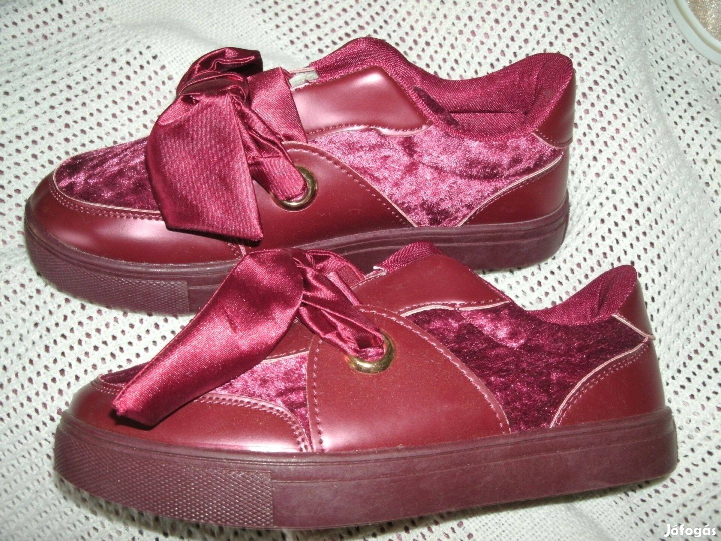 Bordó cipő Új 36-os belső talphossza:23 cm