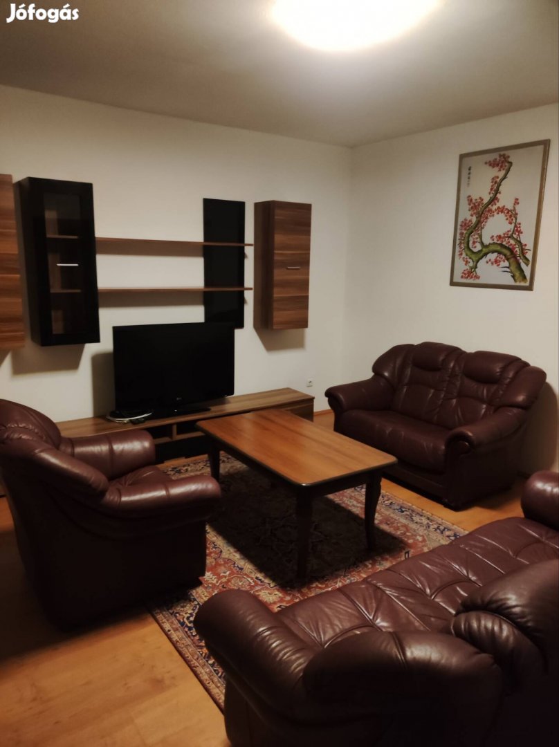 Bordó ülőgarnitúra 3+2+1 asztallal