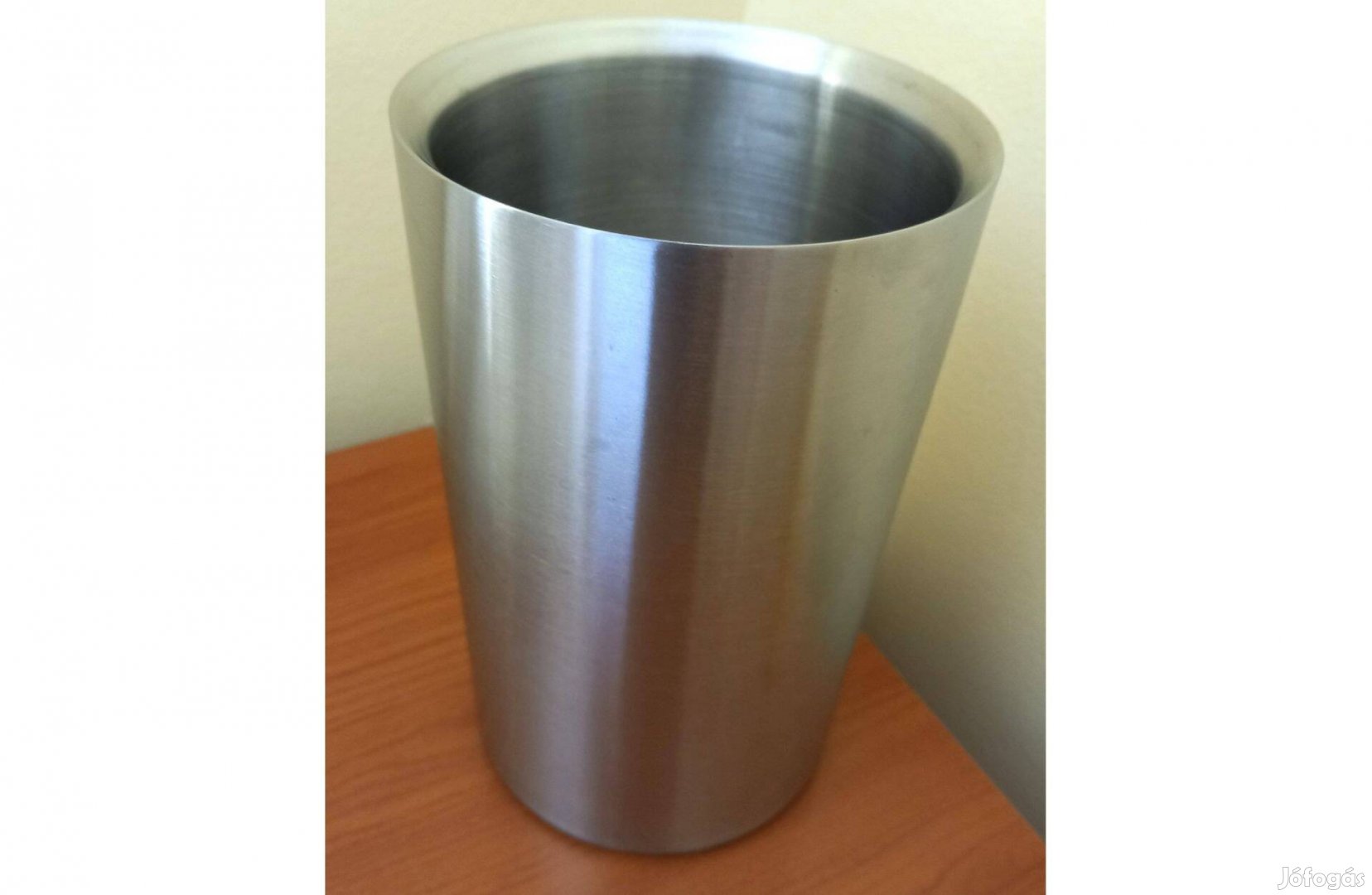 Borhűtő, rozsdamentes acél, duplafalú, újszerű