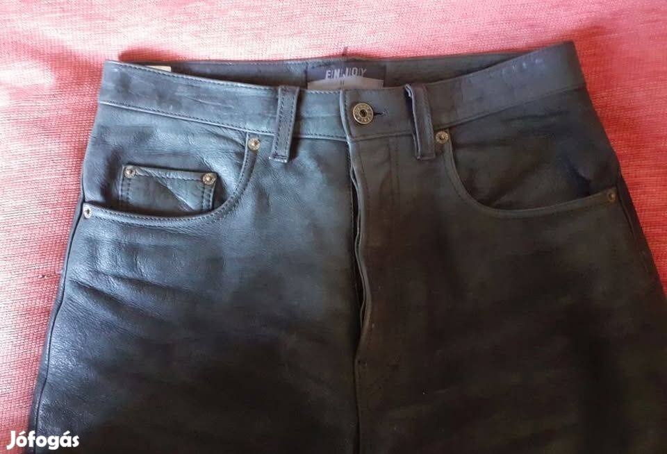 Bőrnadrág 31-es