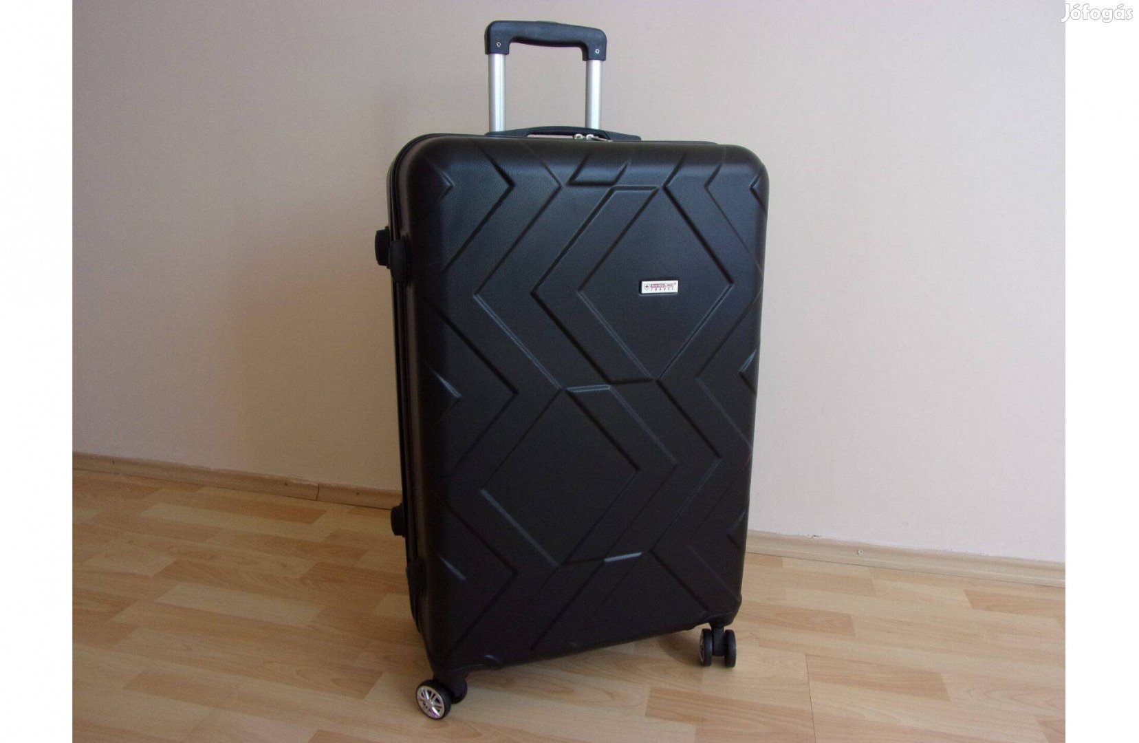 Bőrönd XL méret, új állapot ( 77 x 49 x 28 cm )