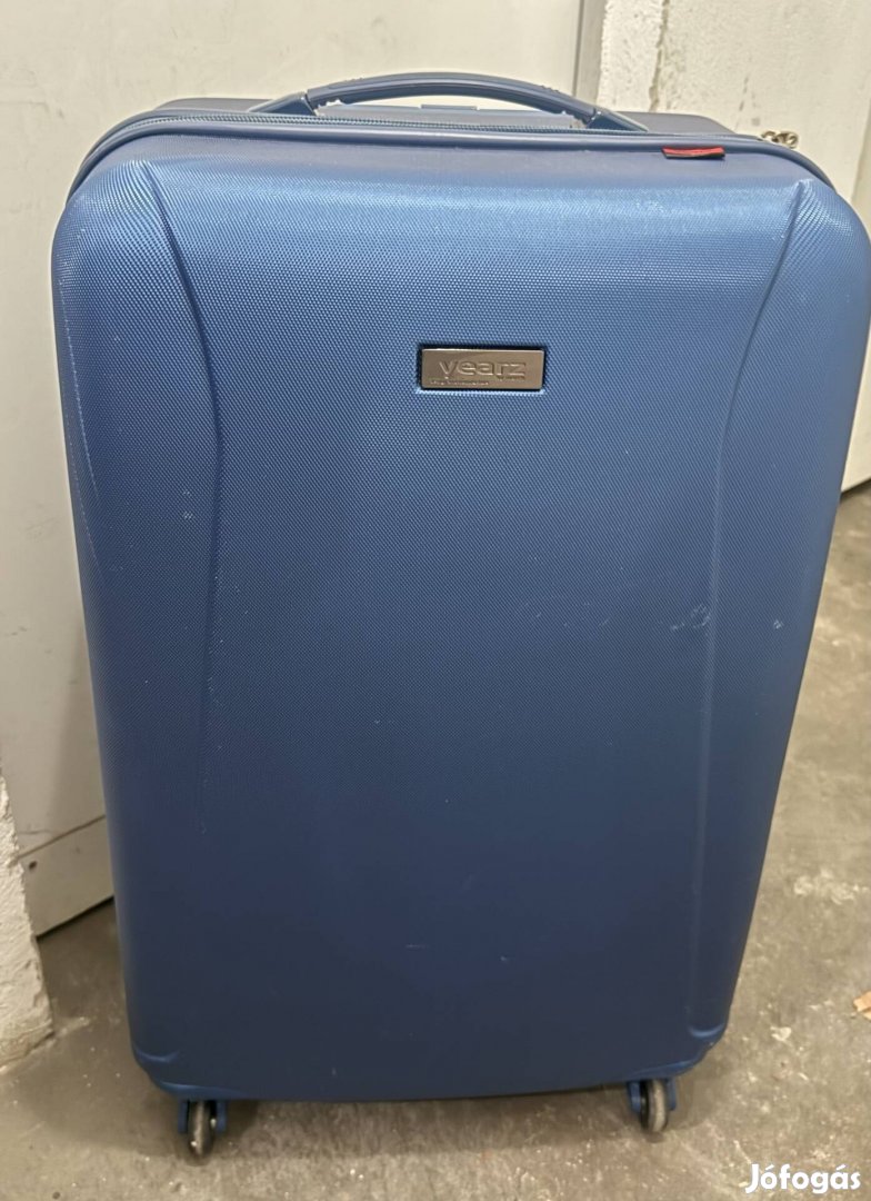 Bőrönd nagyméretű eladó