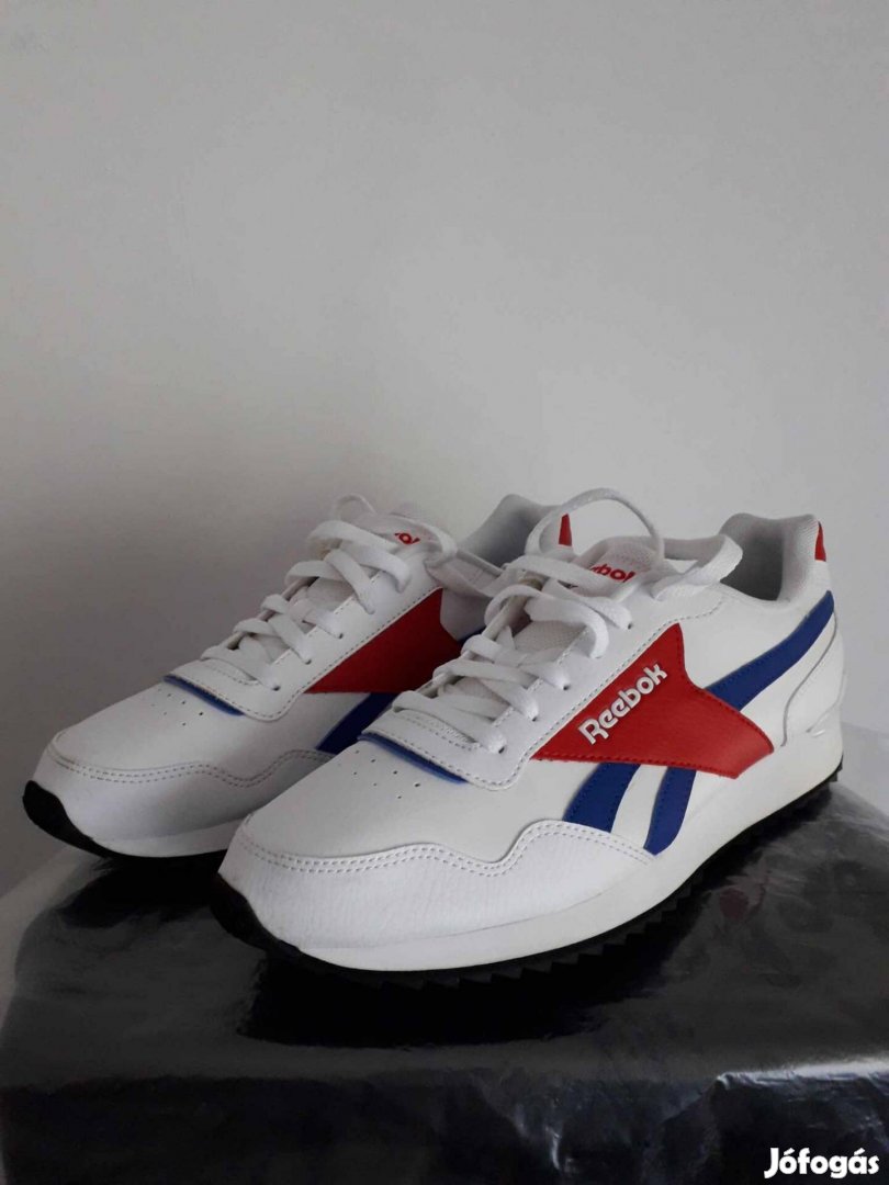 Bőrsneaker Reebok 42 Új Sportcipő 