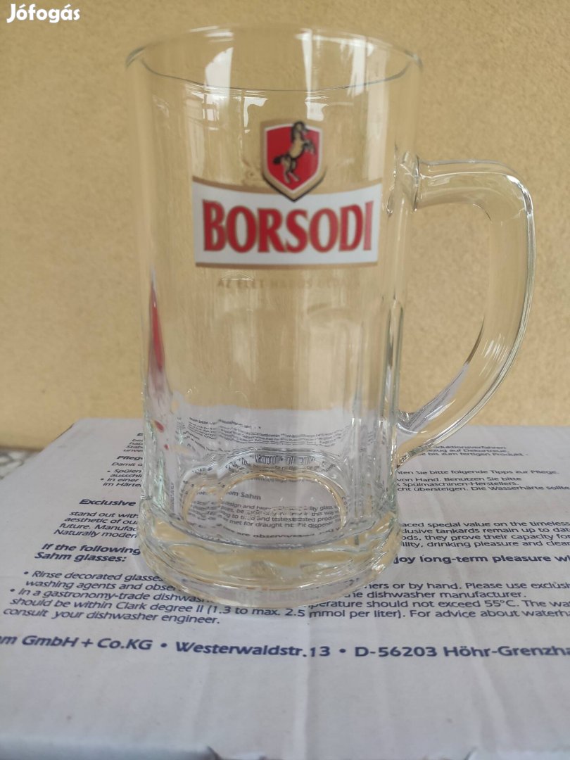 Borsodis 0,5l sörös korsó (6db)+ ajándék 