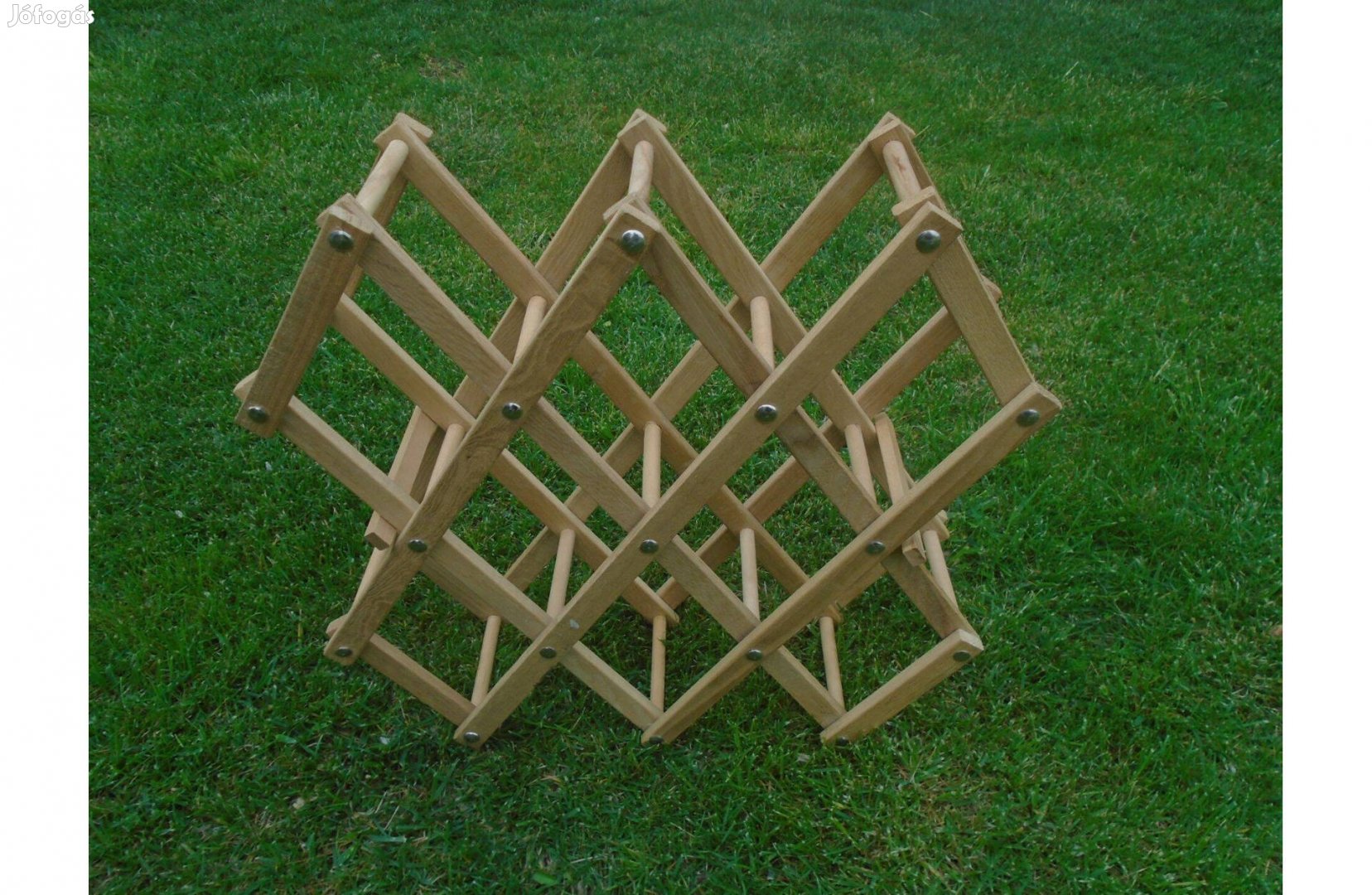 Bortartó - fából készült, összecsukható kivitelű - újszerű