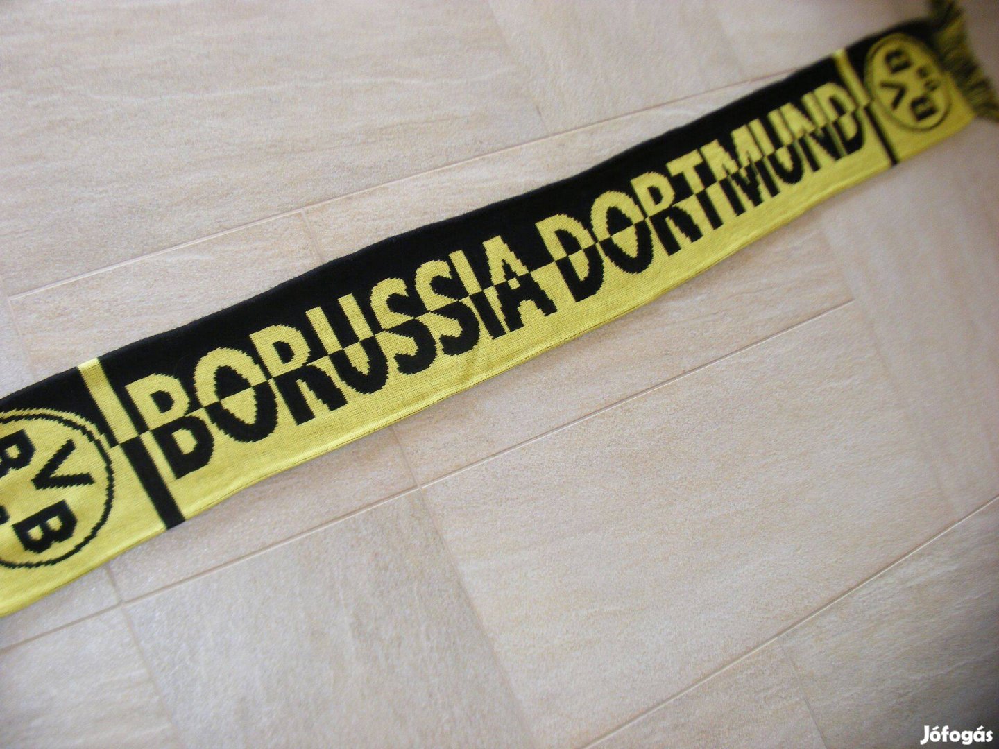 Borussia Dortmund. szurkolóisál , szurkolói sál, gyűjteményből