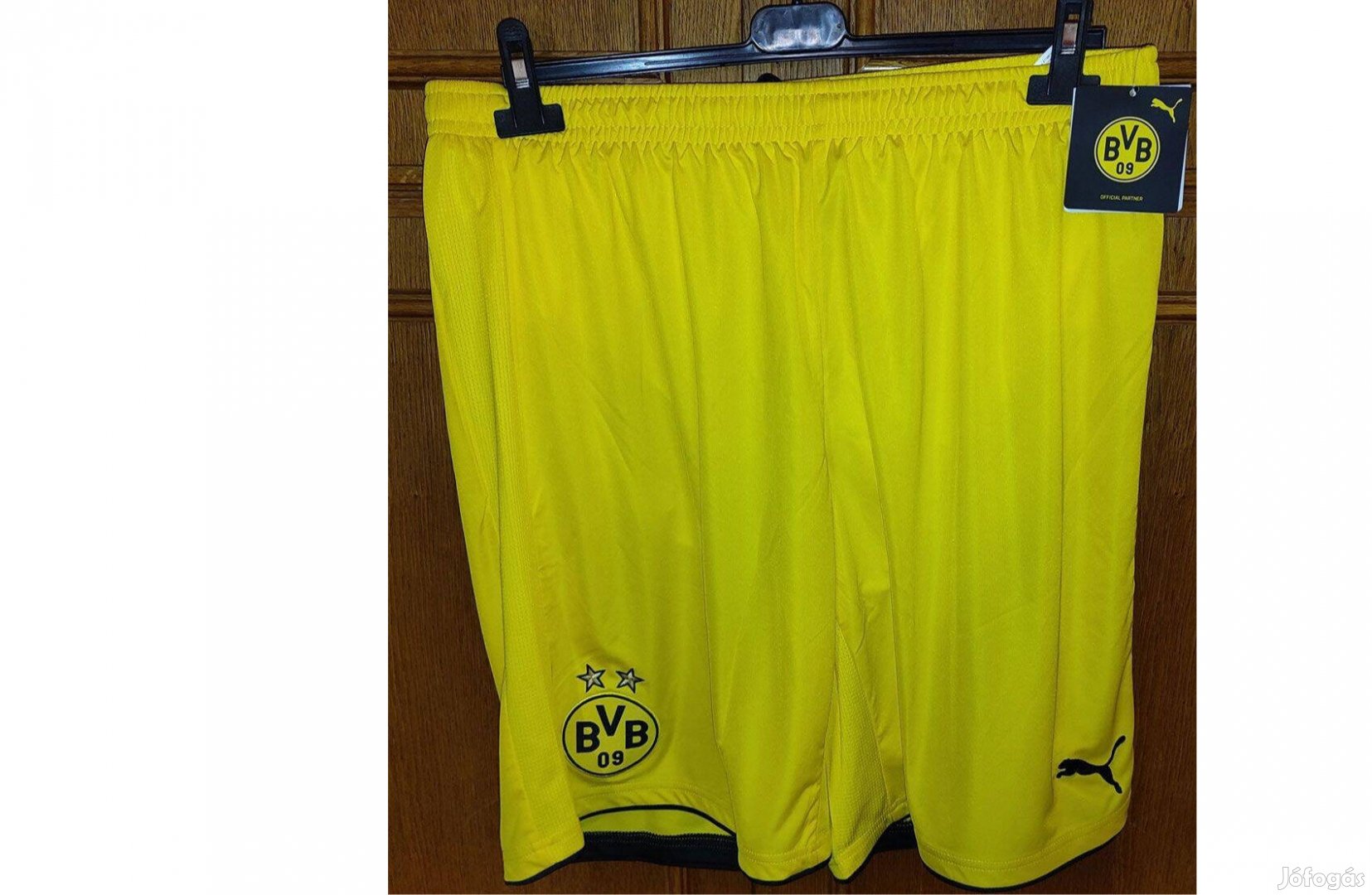 Borussia Dortmund eredeti Puma sárga rövid nadrág (XL-es)