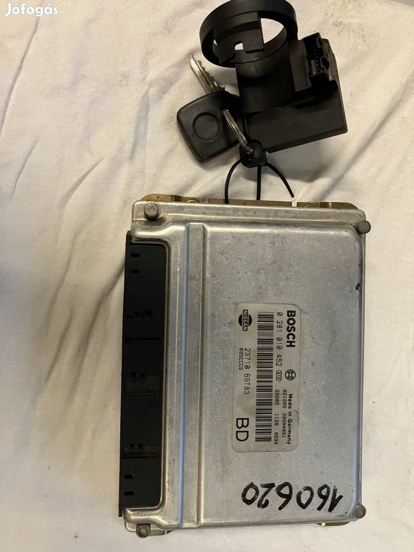 Bosch 0 281 010 452 motorvezérlő
