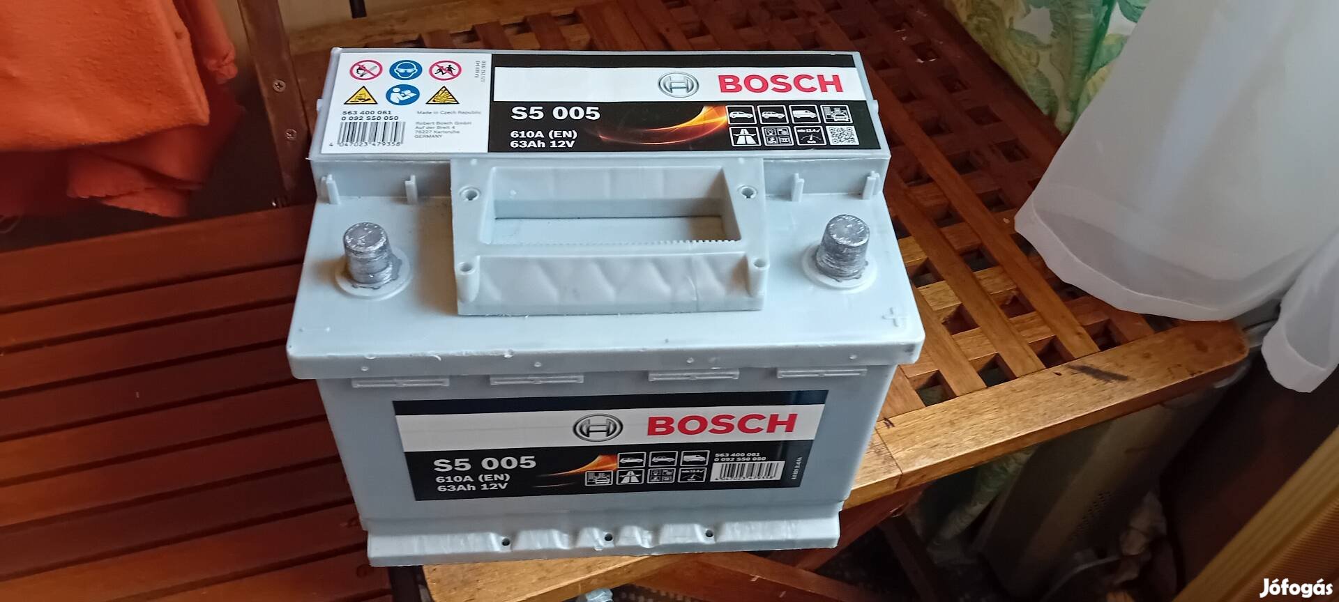 Bosch 12V 63Ah Akkumulátor