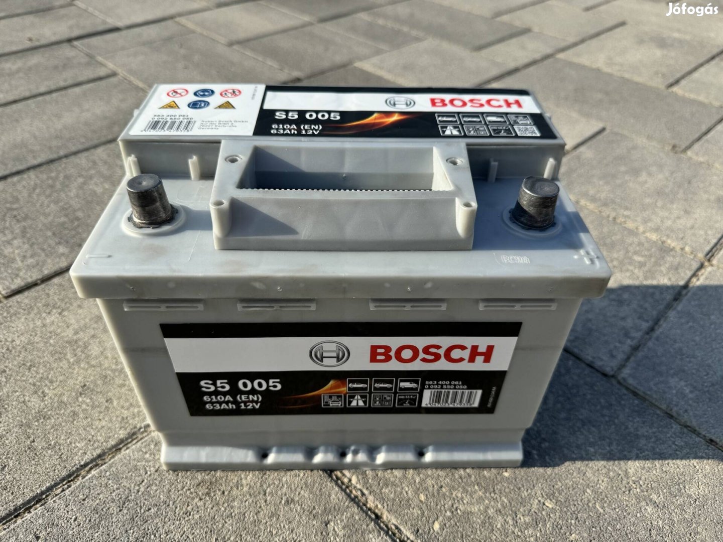 Bosch 12V/63Ah (610A) akku eladó