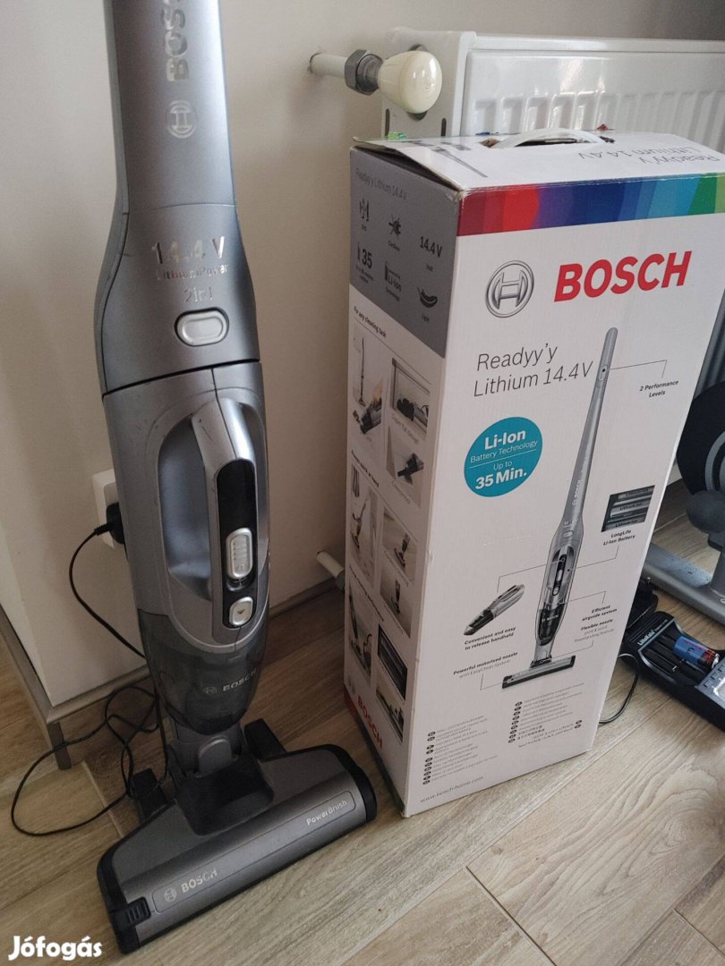 Bosch 14,4V vezeték nélküli kézi porszívó kivehető morzsaporszívóval