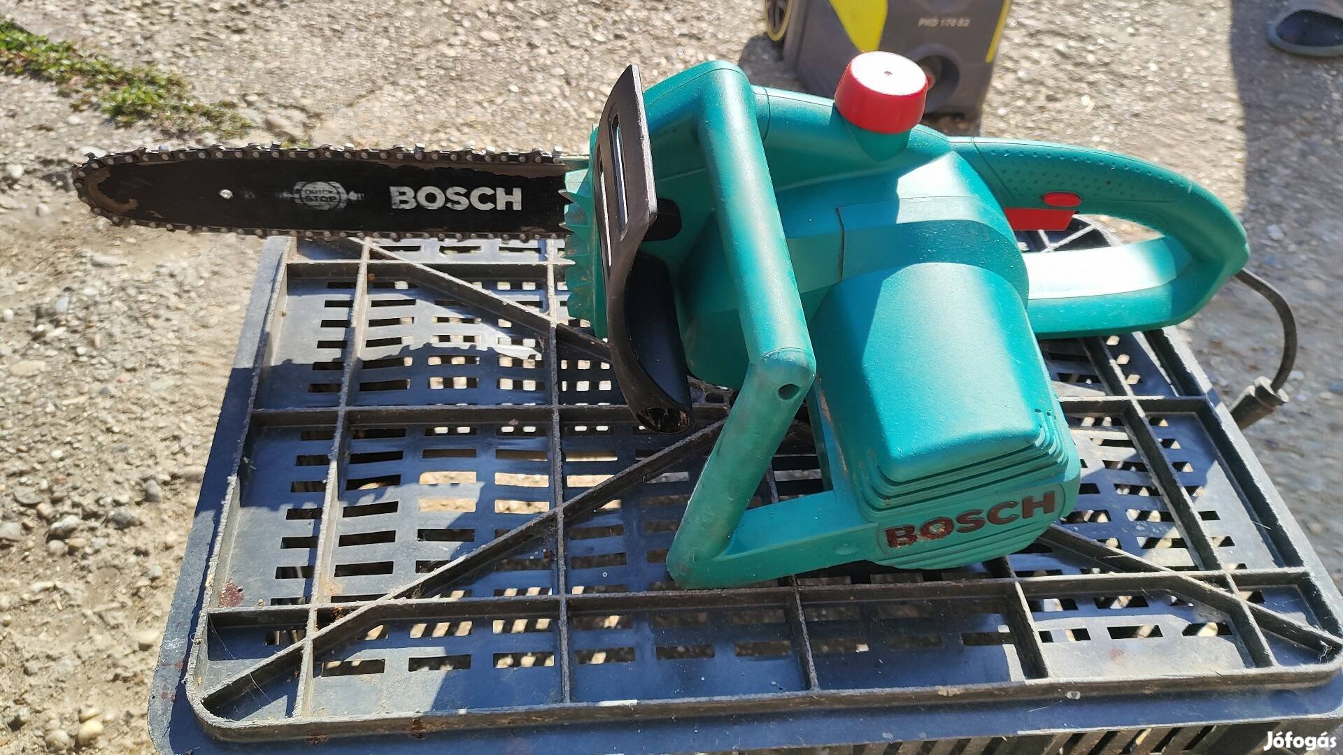 Bosch 1800w elektromos láncfűrész