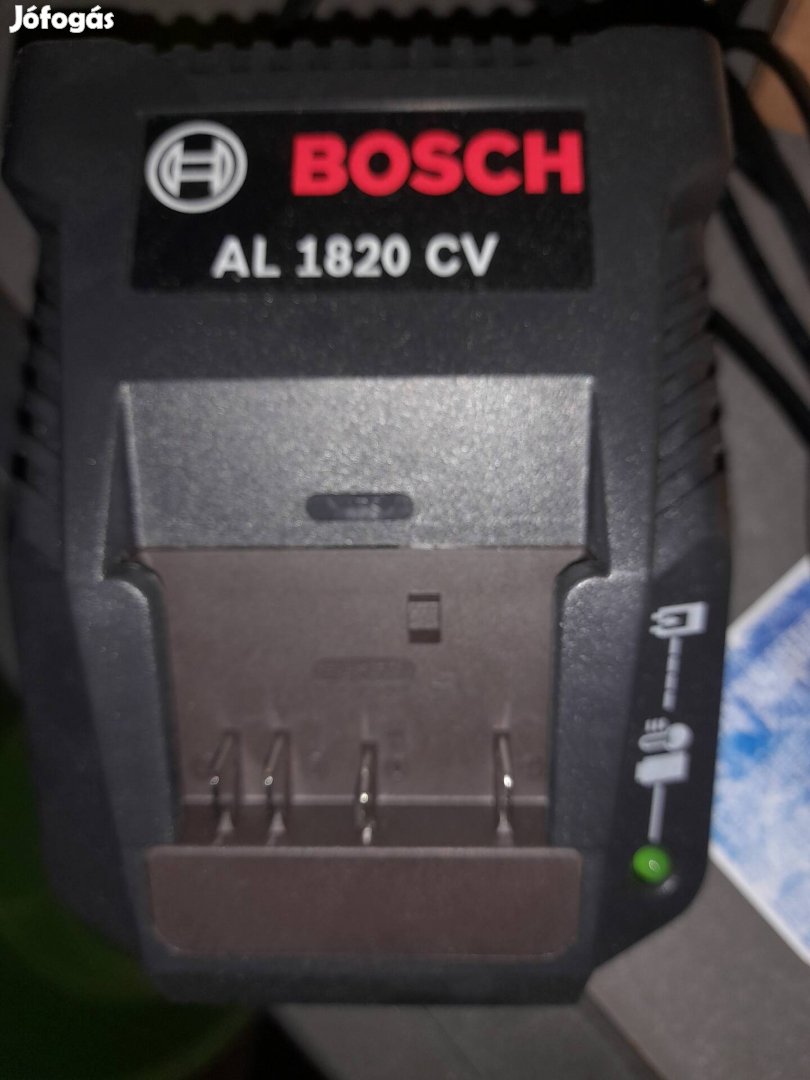 Bosch 18v. Ipari akkumulátor töltő