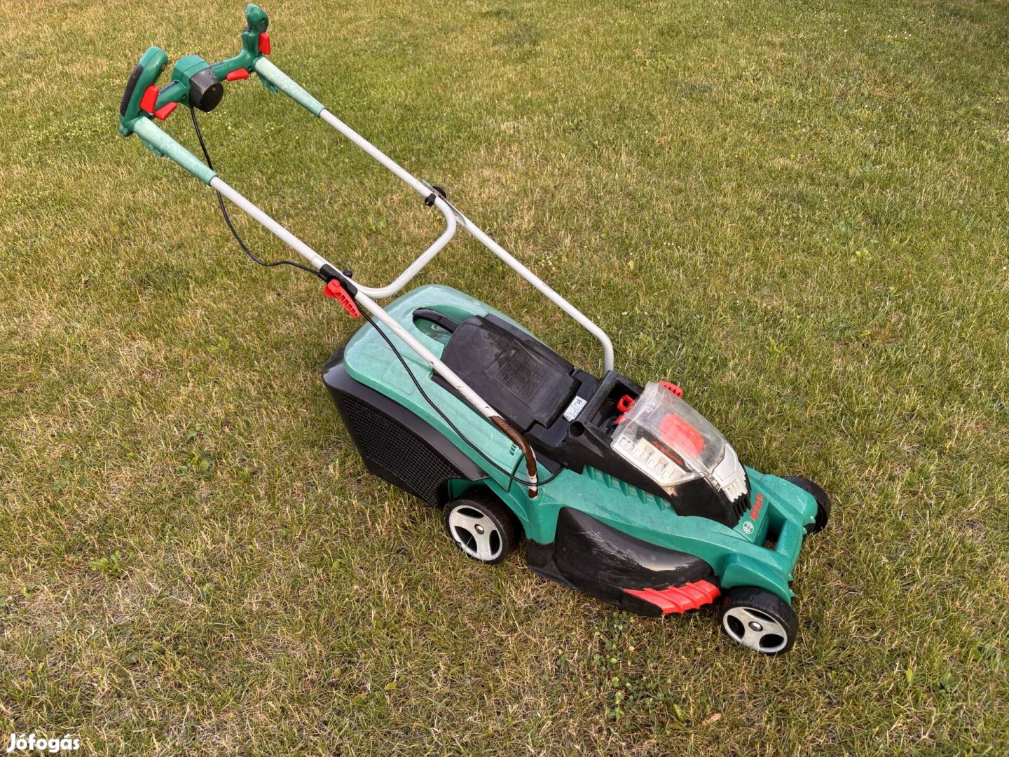 Bosch 36V Akkumulátoros akkus fűnyíró