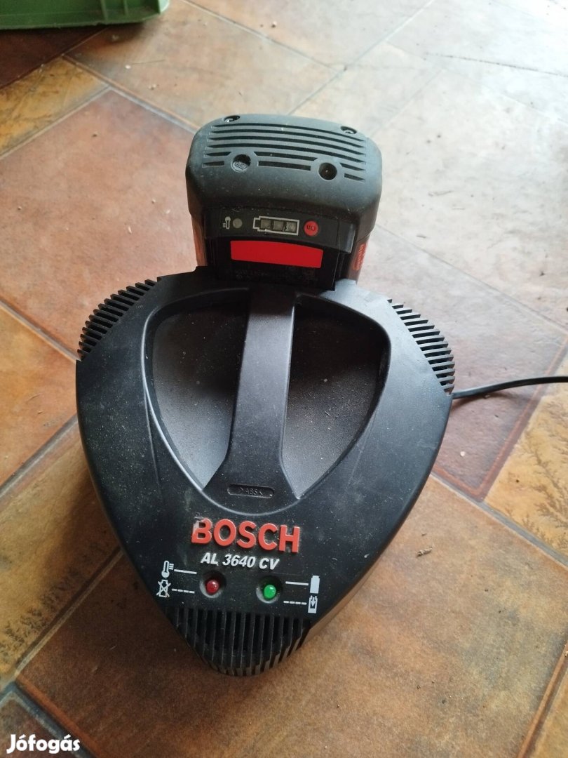 Bosch 36v akkumulátor töltővel