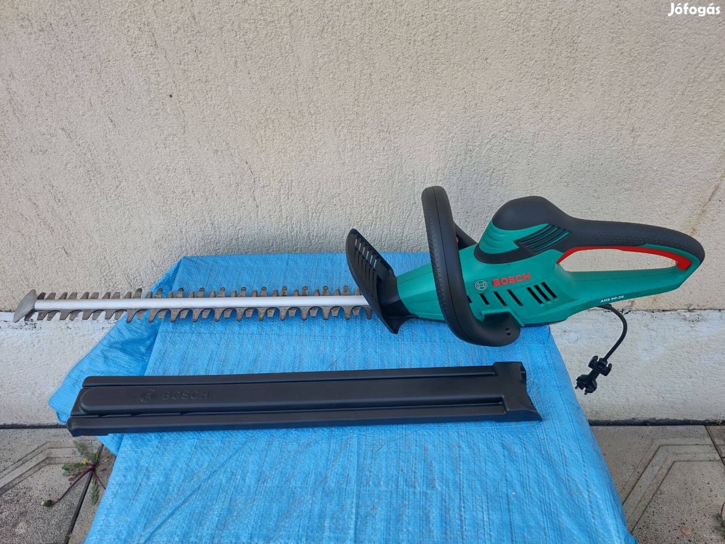 Bosch AHS 50-26 Elektromos Sövényvágó Sövény nyíró 600W