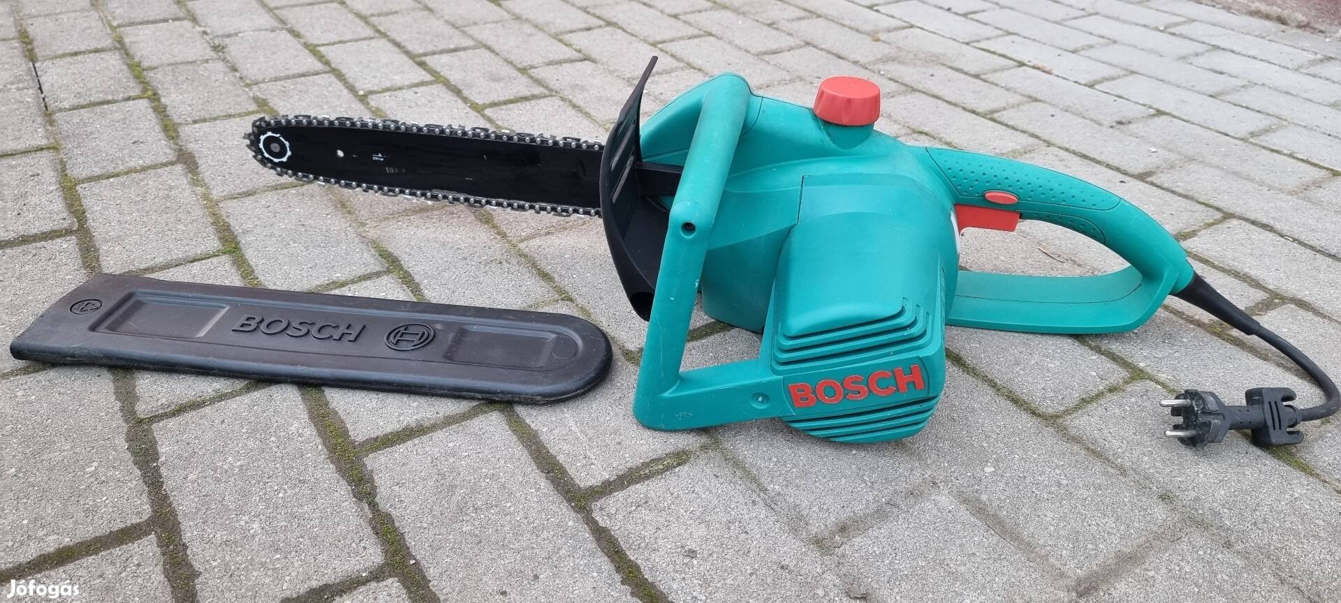 Bosch AKE 35 1600W 35cm elektromos láncfűrész