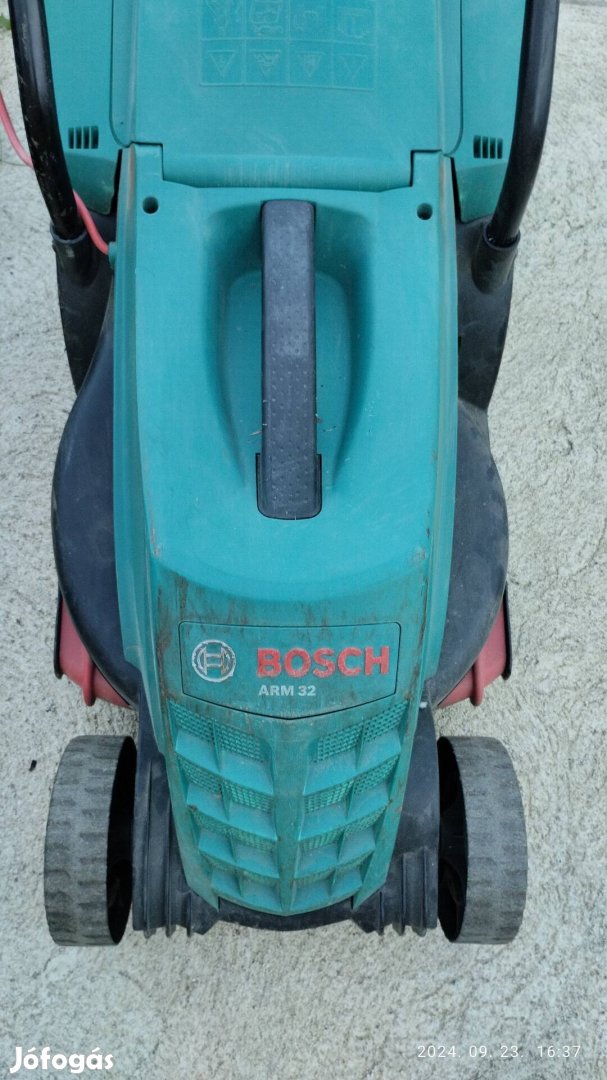 Bosch ARM 32 fűnyíró (hibás)