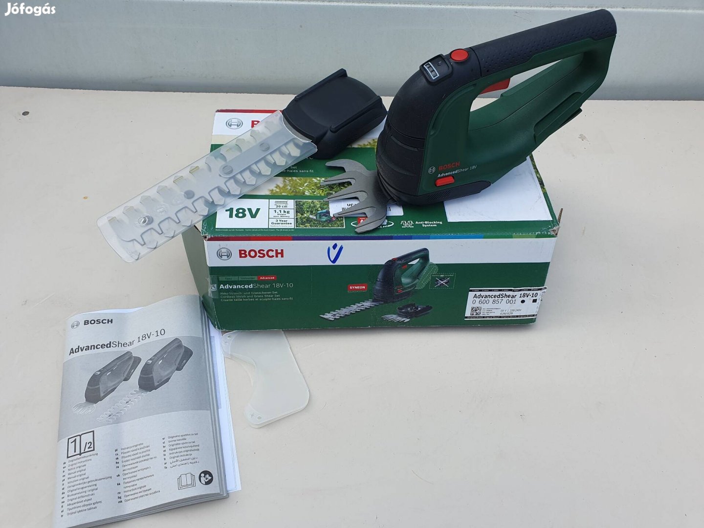 Bosch Advanced Shear 18V-10 fűnyíró- és bokorvágóolló