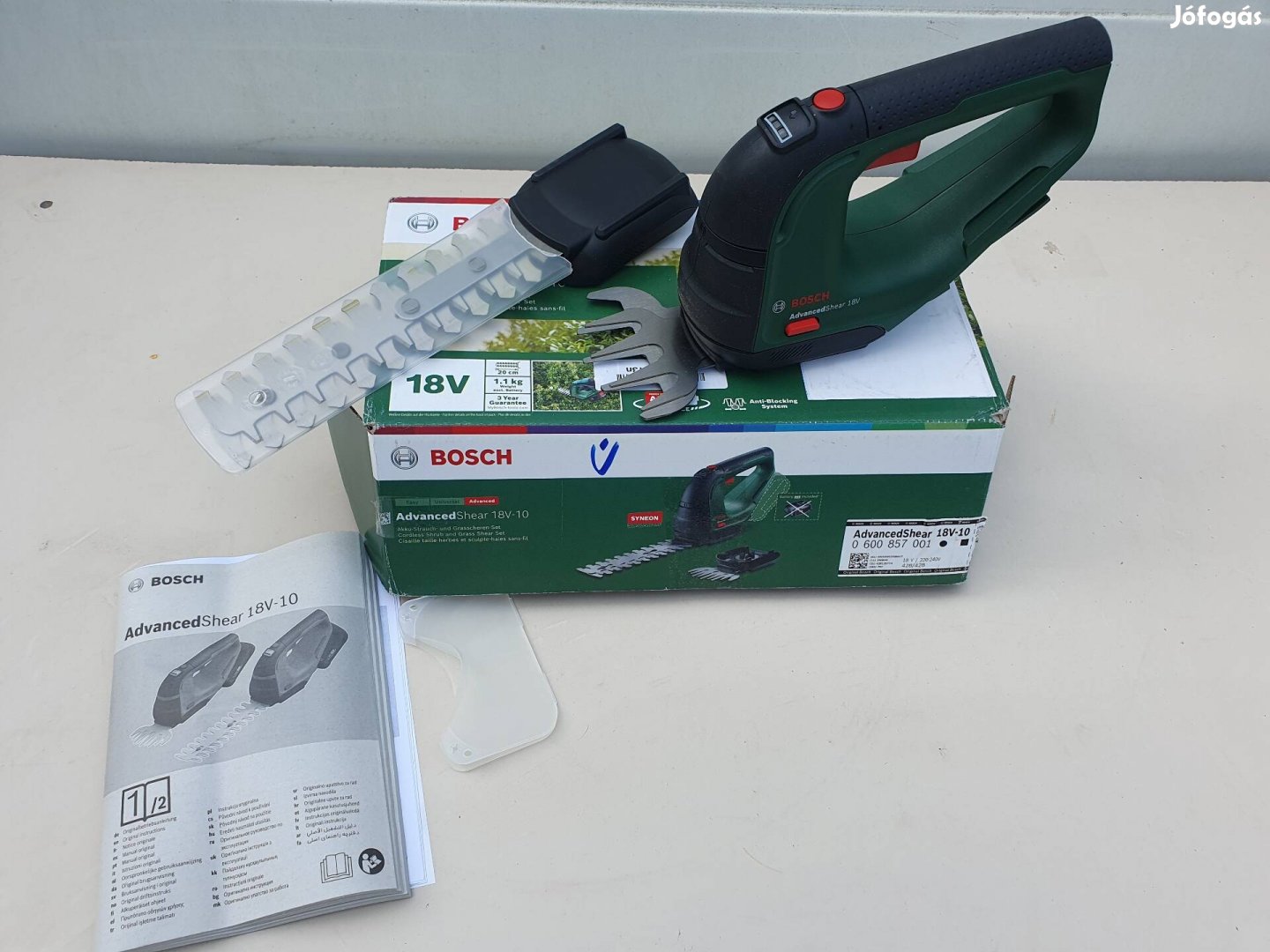 Bosch Advanced Shear 18V-10 fűnyíró- és sövényvágó