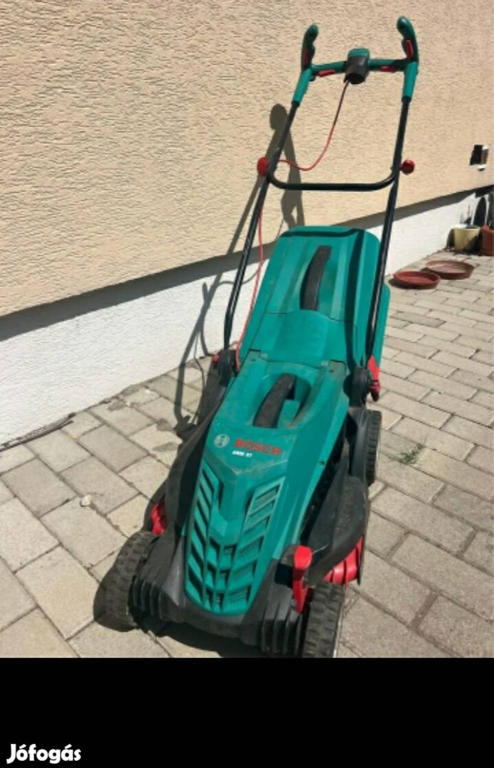 Bosch Arm 32 elektoromos fűnyiró ingyen kiszállítással eladó