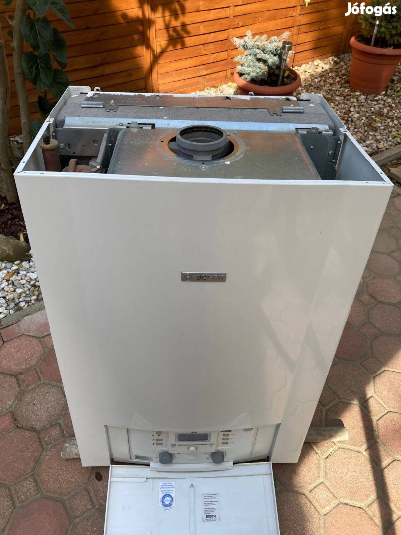 Bosch Condens 7000 W Kondenzációs gázkazán